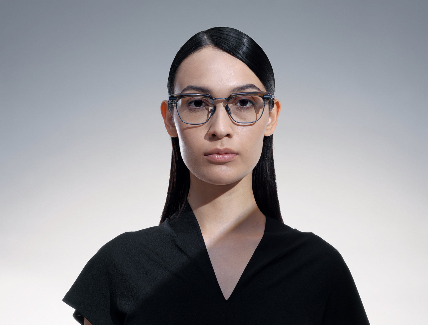 akoni hubble optical glasses lifestyle front female