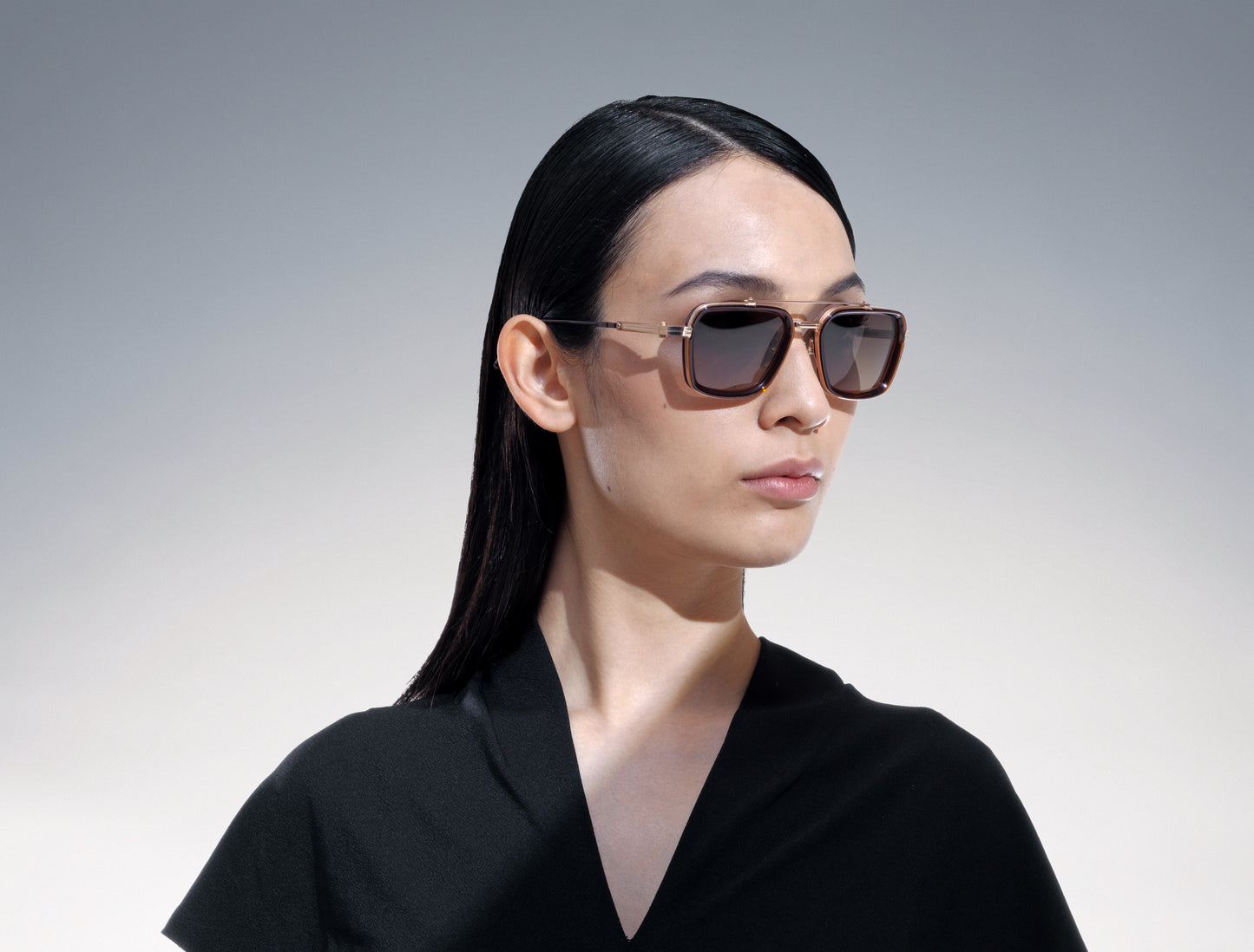 akoni solis sunglasses lifestyle side female