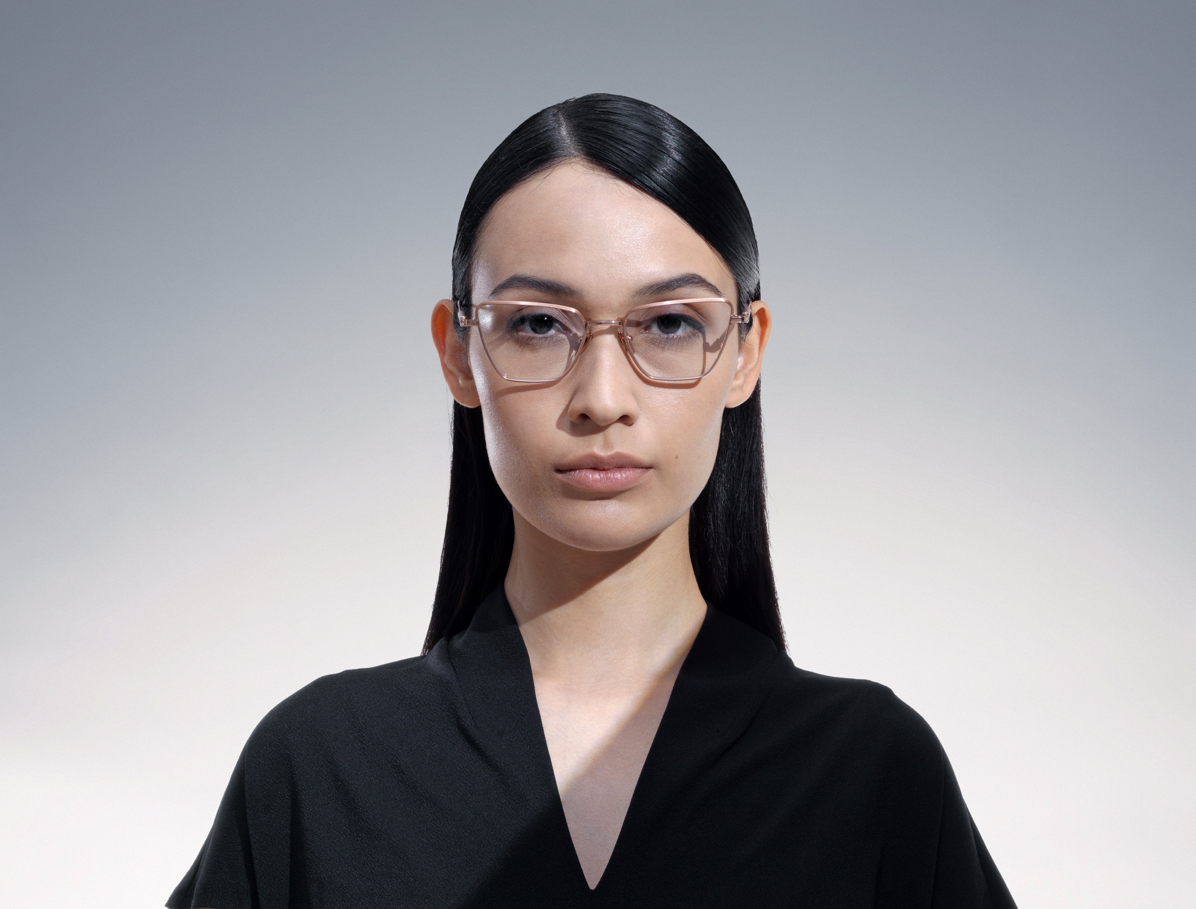 akoni vega optical glasses lifestyle front female